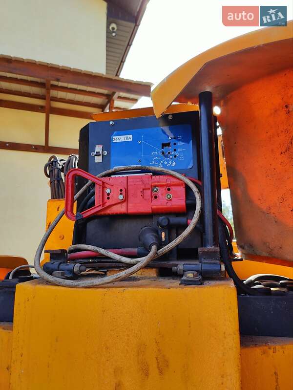 Подъемник телескопический JLG Toucan 1100 2006 в Виннице