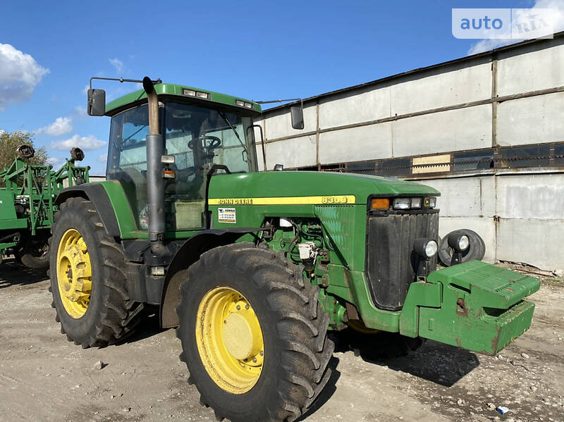 John Deere 8300