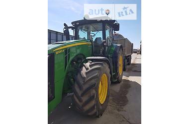  John Deere 8320 R 2015 в Золочеве