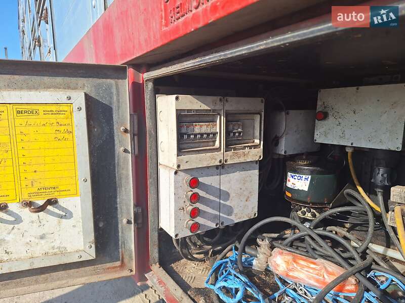 Для перевозки животных - полуприцеп Jumbo DO 240 Z3 1995 в Днепре