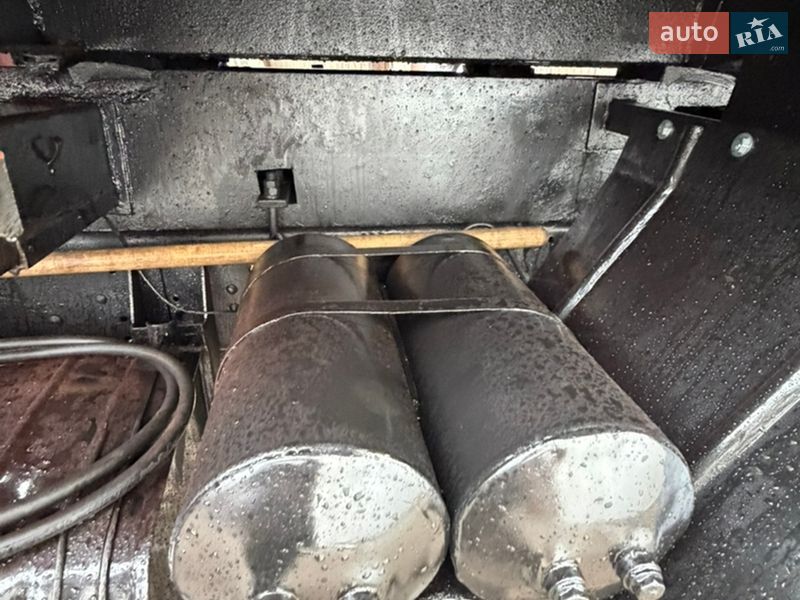 Самосвал КамАЗ 4310 1989 в Буковеле