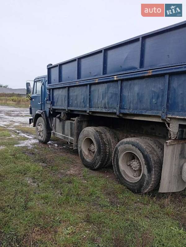 Самосвал КамАЗ 53102 1987 в Городенке