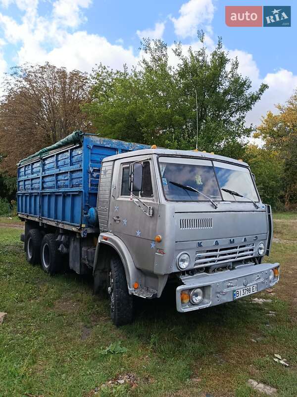 Зерновоз КамАЗ 53208 1990 в Полтаве