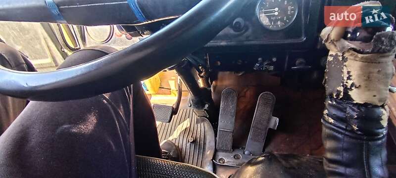 Зерновоз КамАЗ 5320 1988 в Кропивницком