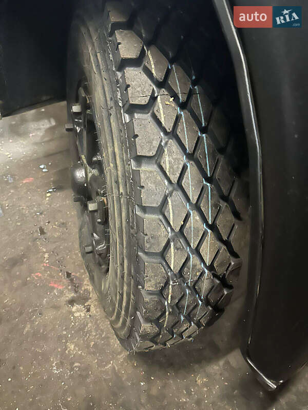 Снегоуборочная машина КамАЗ 5320 1989 в Вышгороде