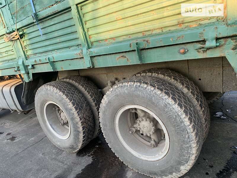 Зерновоз КамАЗ 53212 1989 в Горішніх Плавнях