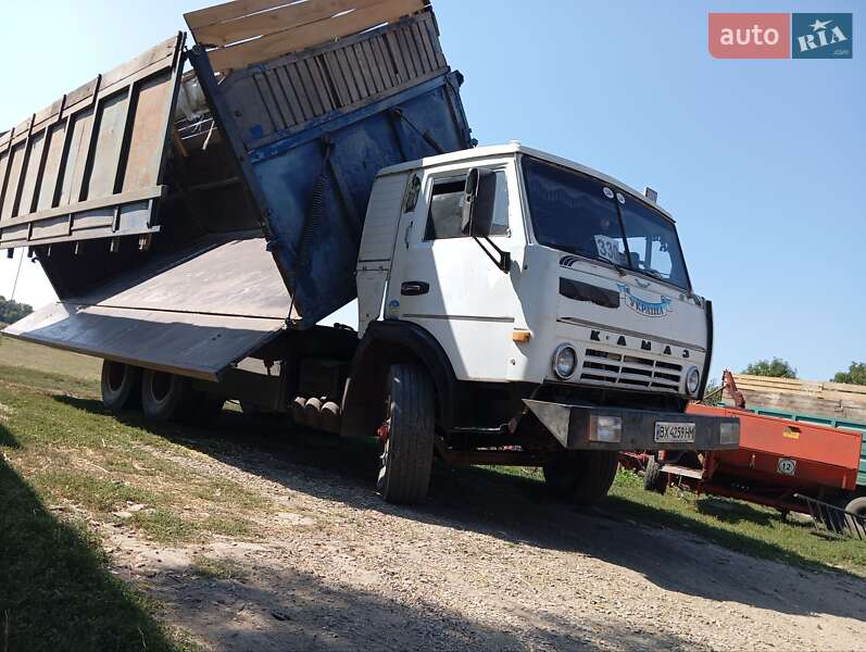 Самосвал КамАЗ 53212 1989 в Белогорье