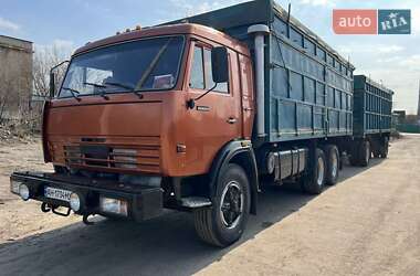 Зерновоз КамАЗ 53212 1988 в 