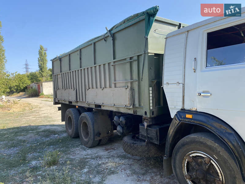 Контейнеровоз КамАЗ 53212 1995 в Николаеве