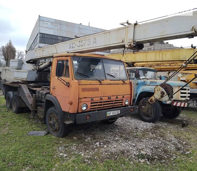 Автокран КамАЗ 53213 1988 в 