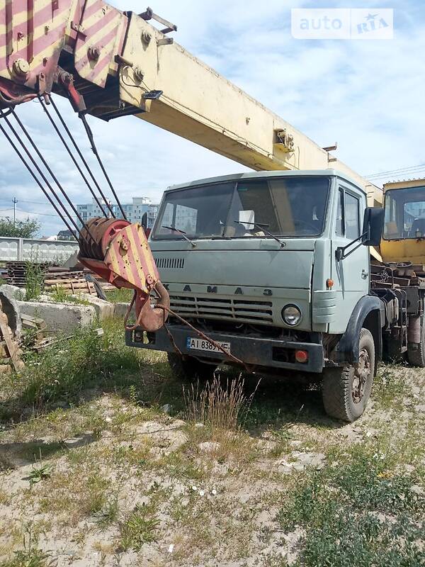 Автокран КамАЗ 53213 1992 в Києві