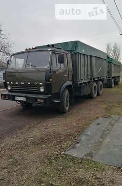 Зерновоз КамАЗ 53213 1985 в Новоукраинке