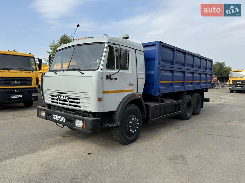 Самосвал КамАЗ 53215 2004 в Гайвороне