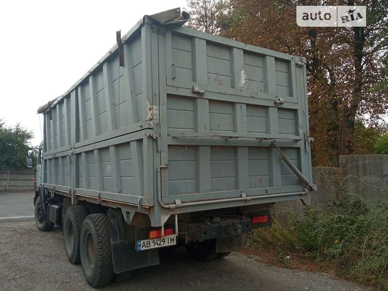 Самосвал КамАЗ 53215 2004 в Тростянце