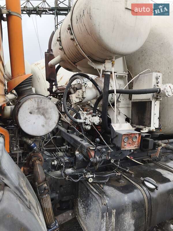 Бетономешалка (Миксер) КамАЗ 53229 2007 в Украинке фото Бетономешалка (Миксер) КамАЗ 53229 2007 в Украинке