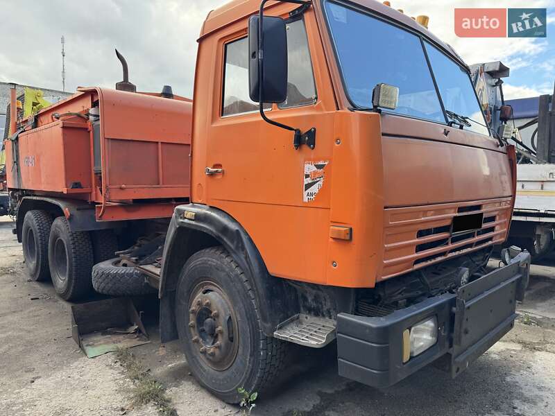 Гудронатор КамАЗ 55102 2004 в Каменском фото Гудронатор КамАЗ 55102 2004 в Каменском