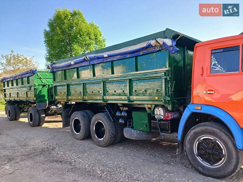 Зерновоз КамАЗ 55102 1989 в Зборові