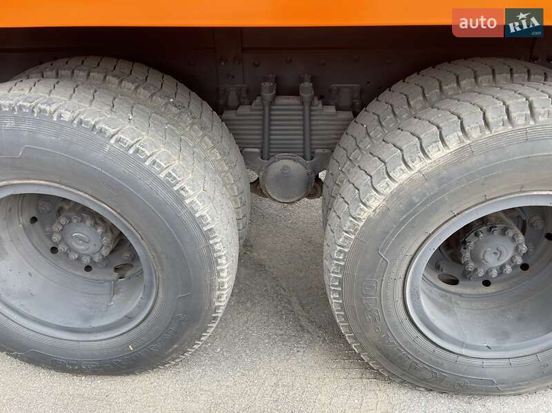 Самосвал КамАЗ 55111 2011 в Гайвороне