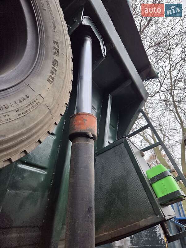 Самоскид КамАЗ 55111 1996 в Дніпрі