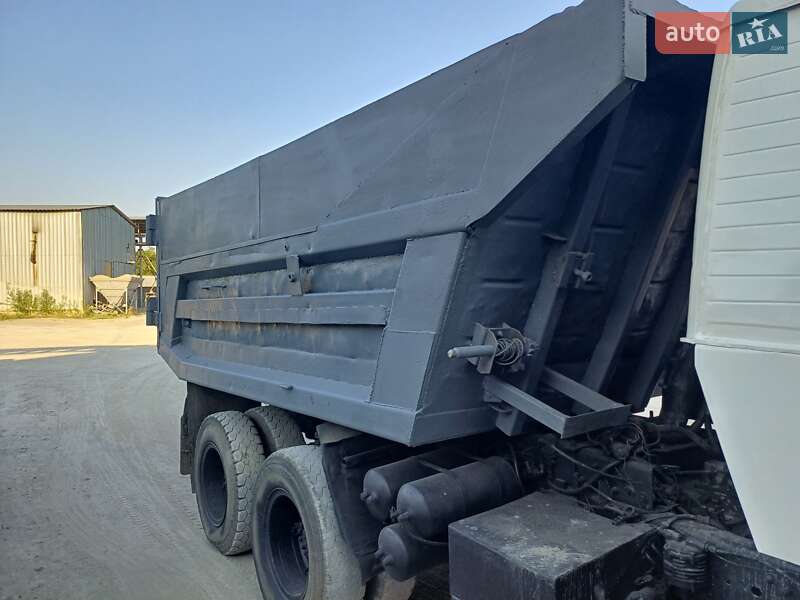 Самосвал КамАЗ 55111 1984 в Каменском