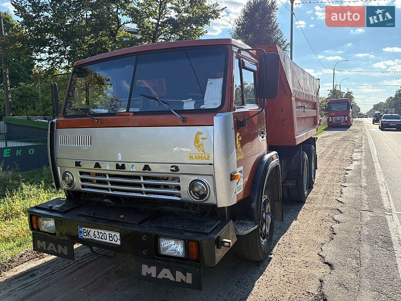 Самосвал КамАЗ 55111 1992 в Буче