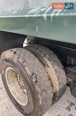 Фронтальный погрузчик КамАЗ 5511 1989 в 