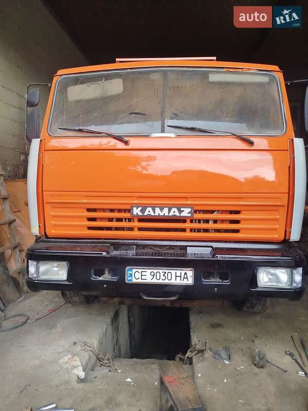 Самосвал КамАЗ 5511 1988 в Хотине