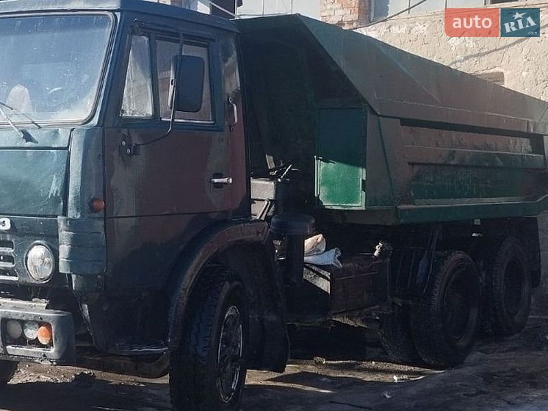 Самосвал КамАЗ 5511 1991 в Коростышеве
