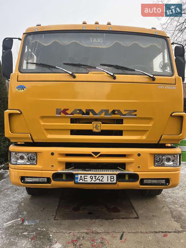 Самоскид КамАЗ 6460 2008 в Хусті