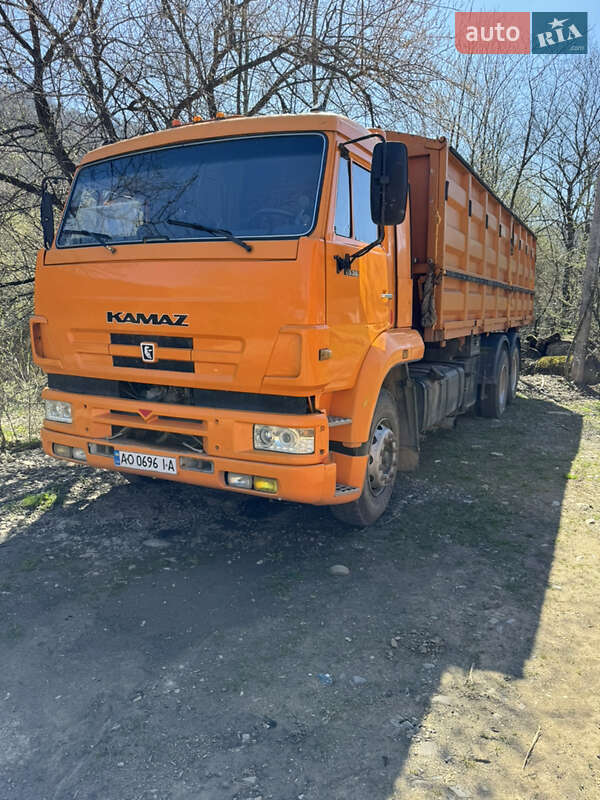 Зерновоз КамАЗ 6520 2003 в Межгорье фото 4 Зерновоз КамАЗ 6520 2003 в Межгорье