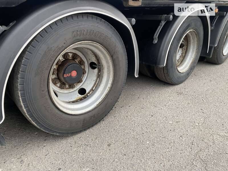 Тентований борт (штора) - напівпричіп Kassbohrer Md 2012 в Хмельницькому