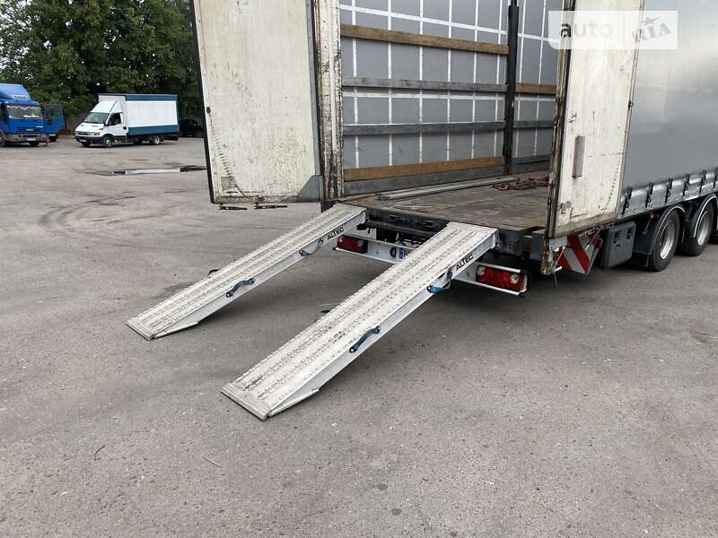 Тентований борт (штора) - напівпричіп Kassbohrer Md 2012 в Хмельницькому