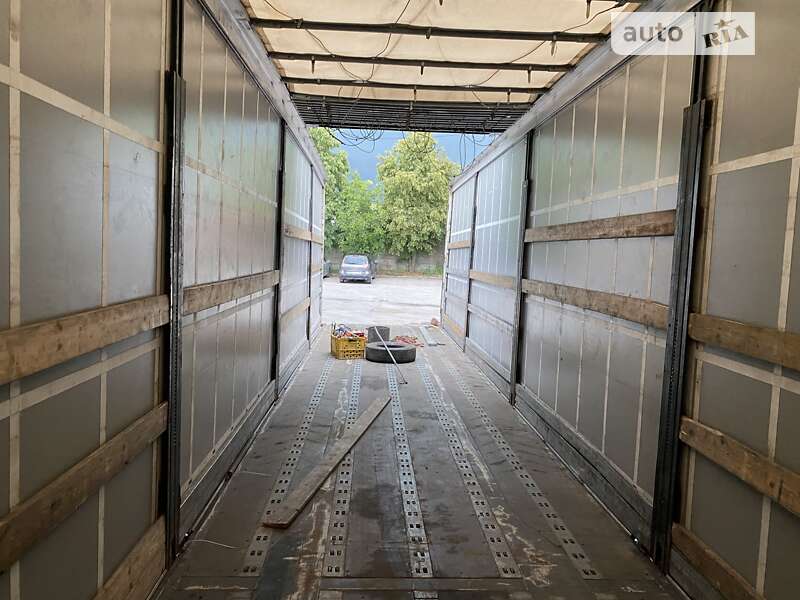 Тентований борт (штора) - напівпричіп Kassbohrer Md 2012 в Хмельницькому