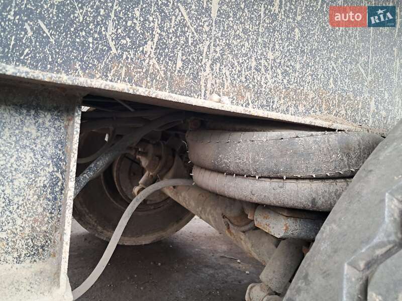 Самосвал полуприцеп Kassbohrer SKM 1992 в Калуше