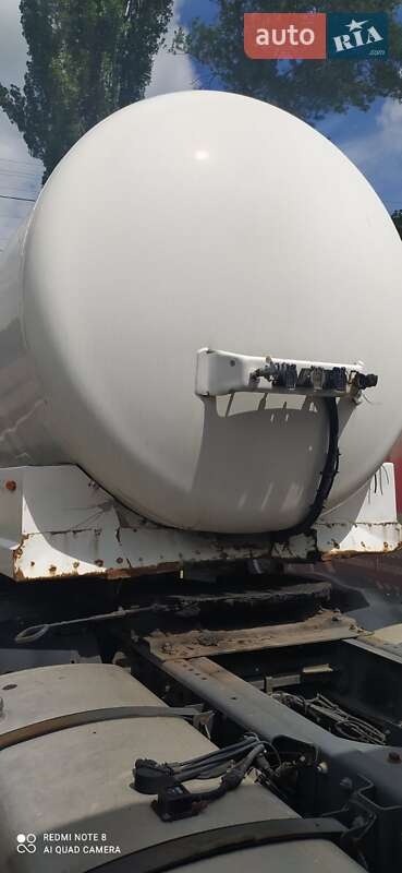 Цистерна полуприцеп Kassbohrer STB 1994 в Киеве фото 3 Цистерна полуприцеп Kassbohrer STB 1994 в Киеве