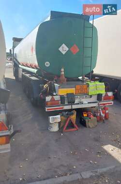 Цистерна напівпричіп Kassbohrer TS 1985 в Києві