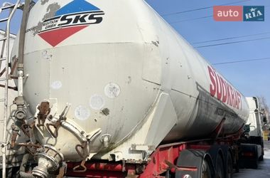 Цистерна напівпричіп Kassbohrer WKK 1995 в Харкові