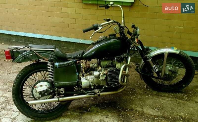 Мотоцикл Кастом Кастом Кастом 1968 в Чернобае