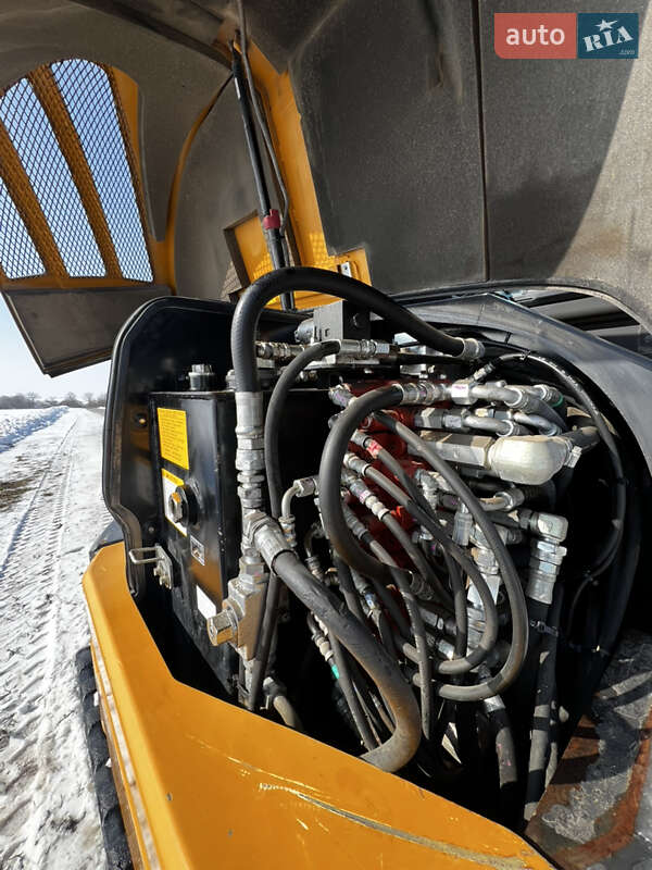 Міні-екскаватор Kato HD 2018 в Тернополі фото 24 Міні-екскаватор Kato HD 2018 в Тернополі