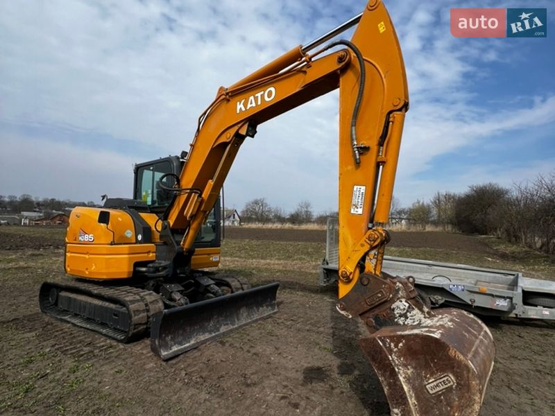 Міні-екскаватор Kato HD 2018 в Тернополі фото 8 Міні-екскаватор Kato HD 2018 в Тернополі