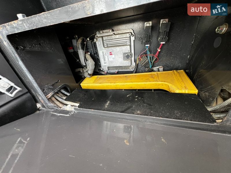 Міні-екскаватор Kato HD 2018 в Тернополі фото 41 Міні-екскаватор Kato HD 2018 в Тернополі