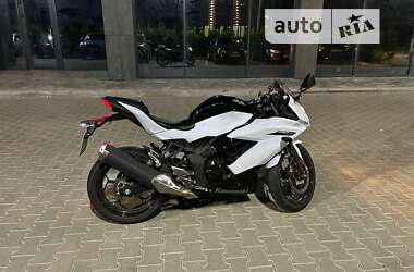 Спортбайк Kawasaki 250 2015 в Києві