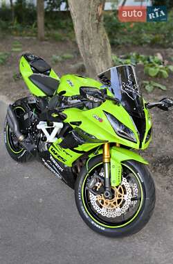 Спортбайк Kawasaki 636 2015 в Киеве