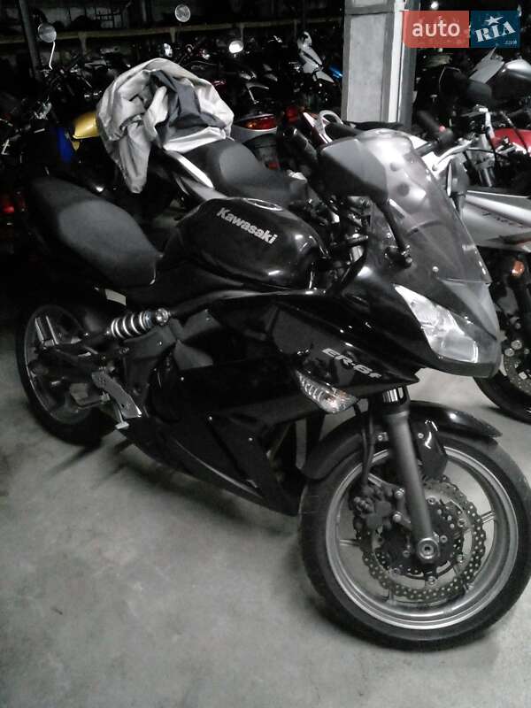 Kawasaki 650 2010