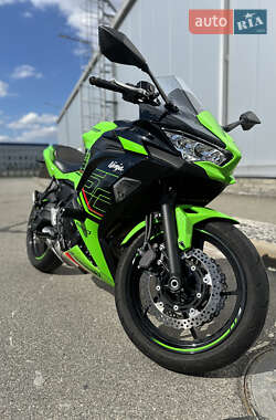Мотоцикл Спорт-туризм Kawasaki 650 2022 в Киеве