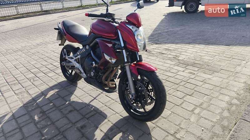 Kawasaki ER-4N 2011