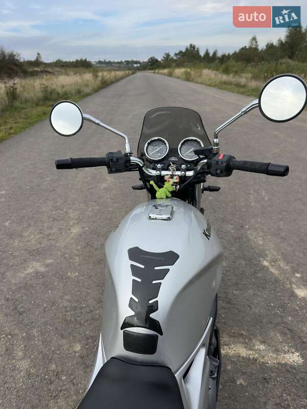 Мотоцикл Классик Kawasaki ER 500 1998 в Дрогобыче фото 4 Мотоцикл Классик Kawasaki ER 500 1998 в Дрогобыче