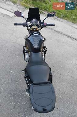 Мотоцикл Без обтекателей (Naked bike) Kawasaki ER 650 2006 в 