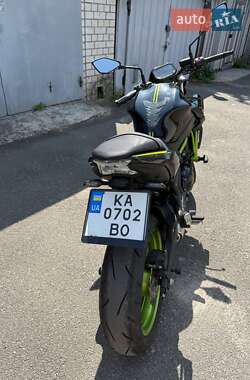 Мотоцикл Без обтекателей (Naked bike) Kawasaki ER 650 2021 в 
