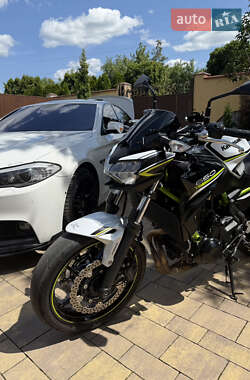 Мотоцикл Без обтекателей (Naked bike) Kawasaki ER 650 2020 в 